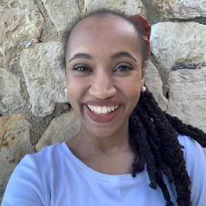 Meet your Posher, Kamaria